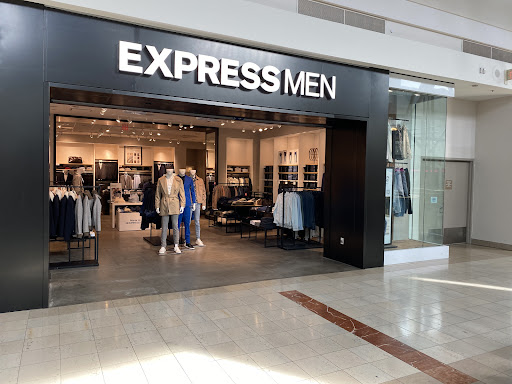 Express, 1201 Lake Woodlands Dr, Spring, TX 77380, USA, 