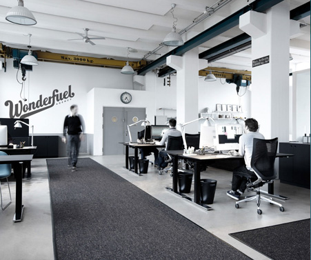 Telefonnummer for Kontur-Design (Karin Hansen)