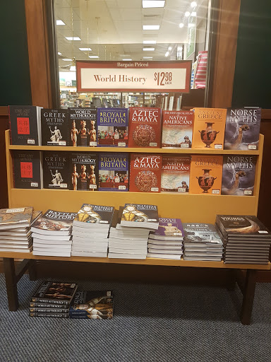 Book Store «Barnes & Noble», reviews and photos, 1076 Post Rd E, Westport, CT 06880, USA