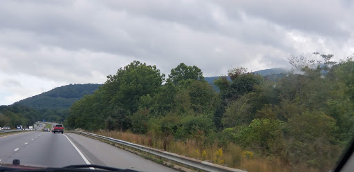 Event Venue «Sleepy Hollow Inn & Event Center», reviews and photos, 132 Old Jims Branch Rd, Swannanoa, NC 28778, USA