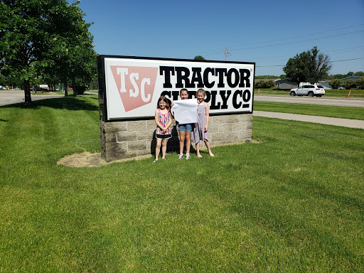 Home Improvement Store «Tractor Supply Co.», reviews and photos, 405 SE Oralabor Rd, Ankeny, IA 50021, USA