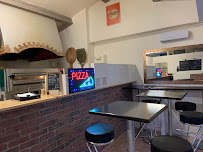 Atmosphère du Pizzeria Au Paradizzio Pizzas à Entraigues-sur-la-Sorgue - n°6