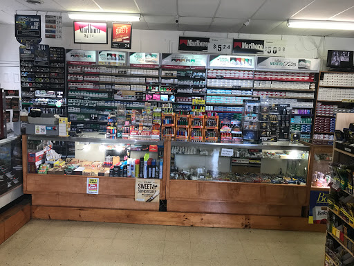 Tobacco Shop «Tobacco City», reviews and photos, 1111 W Main St, Salem, VA 24153, USA