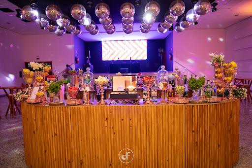 Logo da empresa - Stylo Drinks LTDA (BARTENDER E BARMENS E DRINKS E COQUETEL)