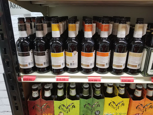 Wine Store «Wine Outlet», reviews and photos, 10 Meadowlands Pkwy, Secaucus, NJ 07094, USA