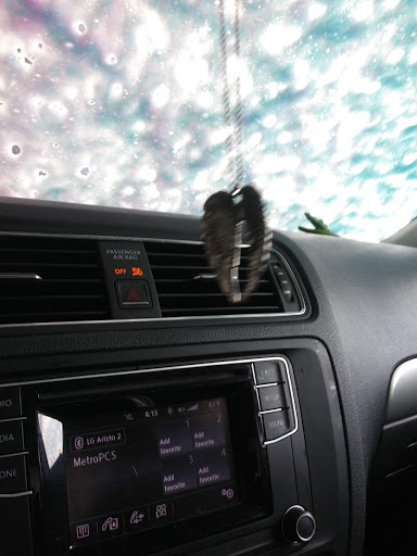 Car Wash «Breeze Thru Car Wash - Main St Longmont», reviews and photos, 2025 Main St, Longmont, CO 80501, USA