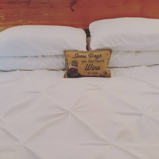 Winery «Comforts of Whidbey», reviews and photos, 5219 View Rd, Langley, WA 98260, USA