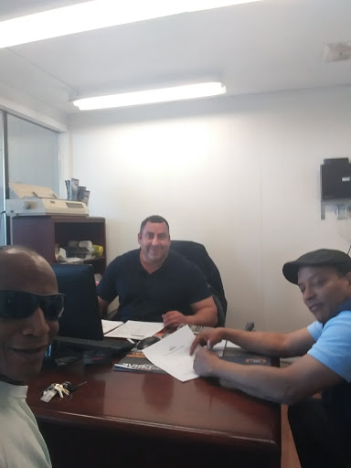 Used Car Dealer «Newfield Auto Sales», reviews and photos, 1000 Newfield St, Middletown, CT 06457, USA