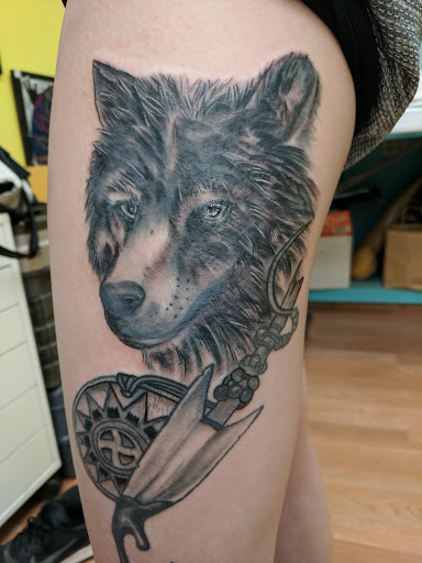 Tattoo Shop «Crazy Lady Ink», reviews and photos, 205 Lewis St S, Shakopee, MN 55379, USA