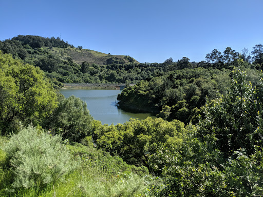 Golf Course «Lake Chabot Golf Course», reviews and photos, 11450 Golf Links Rd, Oakland, CA 94605, USA