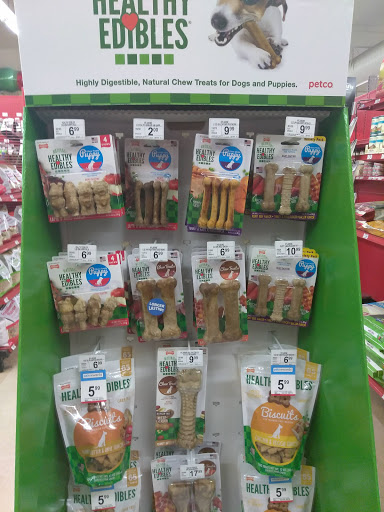 Pet Supply Store «Petco Animal Supplies», reviews and photos, 520 Woodside Rd, Redwood City, CA 94061, USA