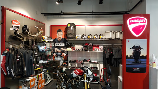 Motorcycle Dealer «EuroTek-OKC BMW, Ducati, & Triumph Motorcycles», reviews and photos, 417 Hudiburg Cir C, Oklahoma City, OK 73108, USA