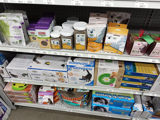 Pet Store «Carters Pet Mart», reviews and photos, 510 N Main St, Manteca, CA 95336, USA
