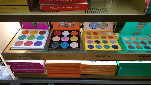 Hair Salon «Ulta Beauty», reviews and photos, 24235 Magic Mountain Pkwy, Valencia, CA 91355, USA