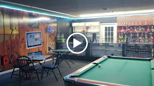 Tobacco Shop «Friends head-shop , tobacco & Hookah lounge», reviews and photos, 3041 E Olive Rd, Pensacola, FL 32514, USA
