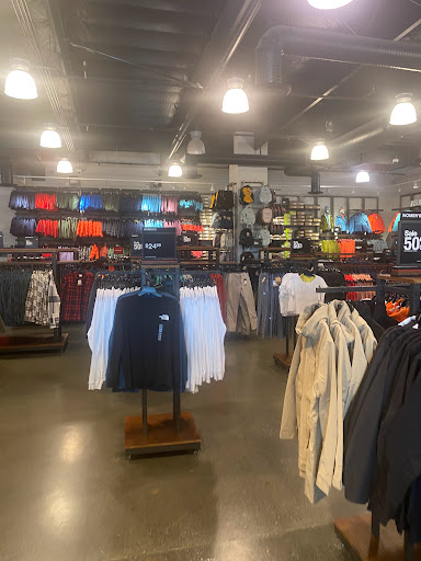 Clothing Store «The North Face Outlet», reviews and photos, 8555 San Ysidro Ave Ste 20, Gilroy, CA 95020, USA