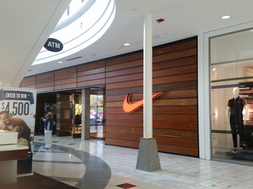 Clothing Store «Nike Lenox», reviews and photos, 3393 Peachtree Rd, Atlanta, GA 30326, USA