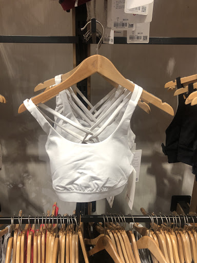 Sportswear Store «lululemon athletica», reviews and photos, 152 South Avenue, Bloomington, MN 55425, USA