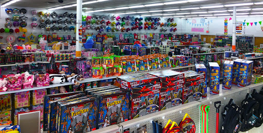 Peddlers Alley, 925 Providence Rd, Secane, PA 19018, USA, 