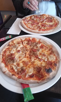 Plats et boissons du Pizzeria Pizza Mario à Paris - n°8
