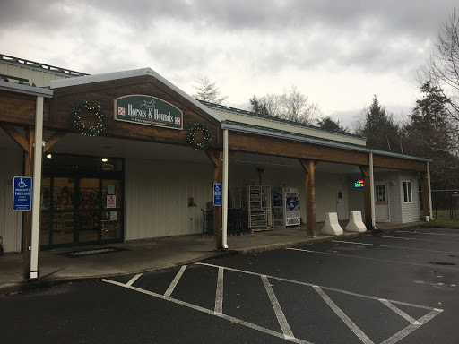Tack Shop «Horses & Hounds», reviews and photos, 15 Mill Pond Rd, Granby, CT 06035, USA