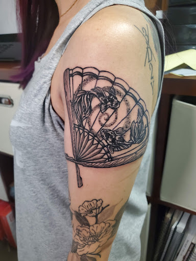 Tattoo Shop «Karma Tattoo Studio», reviews and photos, 10630 N 59th Ave #106, Glendale, AZ 85304, USA