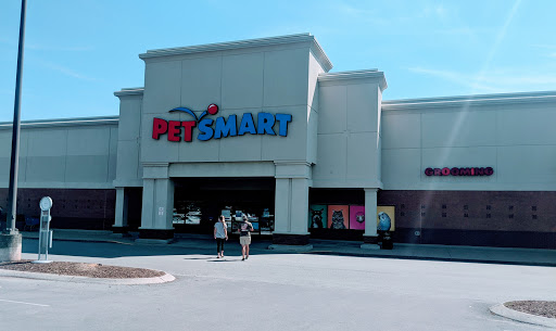 PetSmart, 8105 Moores Ln Ste 1300, Brentwood, TN 37027, USA, 