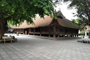 Dinh Bang Communal House image