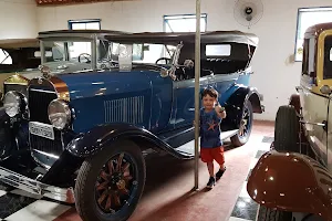 the Royal Road Automobile Museum image