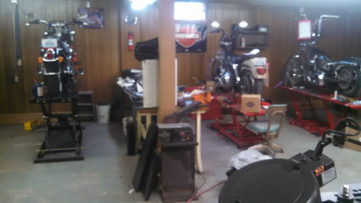 Motorcycle Shop «Deadeye Choppers», reviews and photos, 334 US-69, Kansas City, MO 64119, USA