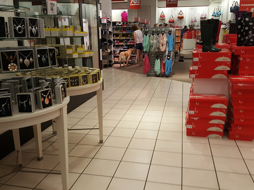 Shopping Mall «Dartmouth Mall», reviews and photos, 200 N Dartmouth Mall, Dartmouth, MA 02747, USA