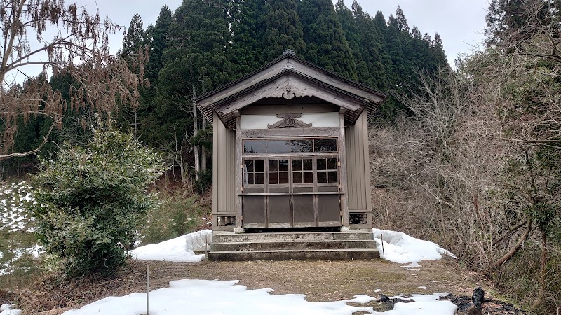 山神社