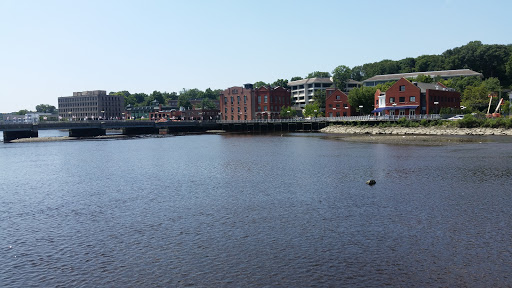 Coffee Shop «Starbucks», reviews and photos, 1 Parker Harding Plaza, Westport, CT 06880, USA