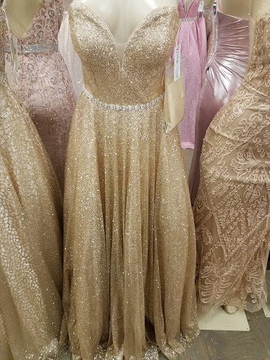 Bridal Shop «Lady Secrets - Quinceañera, Bridal, and Prom Dresses», reviews and photos, 19240 SE Stark St, Portland, OR 97233, USA