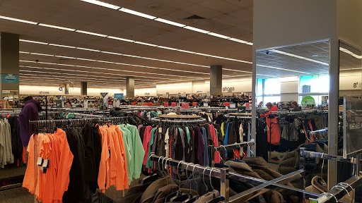 Department Store «Nordstrom Rack», reviews and photos, 822 E Big Beaver Rd, Troy, MI 48083, USA