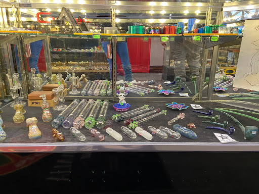 Tobacco Shop «Paraphernalia Boutique - Smoke Shop / Head Shop», reviews and photos, 4234 W Dunlap Ave, Phoenix, AZ 85051, USA