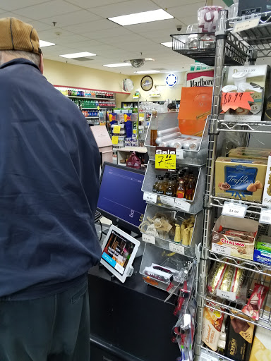 State Liquor Store «Liquor Barn», reviews and photos, 8170 W Golf Rd, Niles, IL 60714, USA