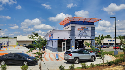 SolarShine Express Car Wash en Monroe
