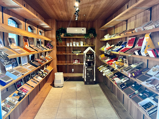 Liquor Store «The New Wine Regions Discount Wines & Liquors», reviews and photos, 2423 US-27, Clermont, FL 34711, USA