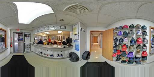 Car Dealer «Lucas-Smith Chrysler Center», reviews and photos, 1600 Parkway W, Festus, MO 63028, USA