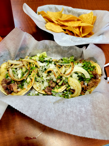 Mexican Grocery Store «La Azteca Taqueria & Market», reviews and photos, 452 TN-46, Dickson, TN 37055, USA