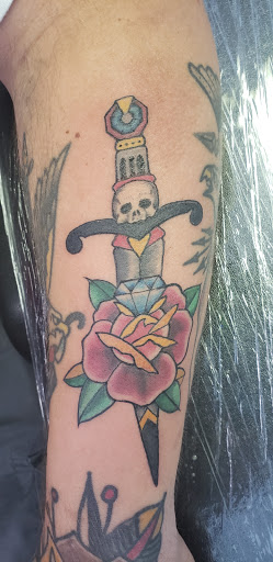 Tattoo Shop «NorthWoods Tattoo Parlour», reviews and photos, 229 Garland St b, Traverse City, MI 49684, USA