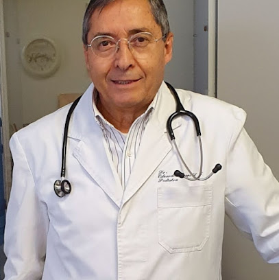 Dr. Eduardo Leopold G., Pediatra