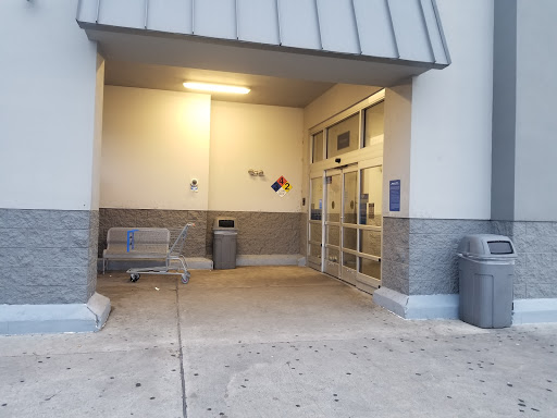 Discount Store «Walmart», reviews and photos, 50 N MacDade Blvd, Glenolden, PA 19036, USA