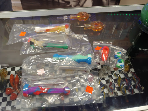 Vaporizer Store «Big Chief Smoke Shop», reviews and photos, 6020 Fair Oaks Blvd, Carmichael, CA 95608, USA