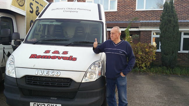 S & S Removals - Bedford