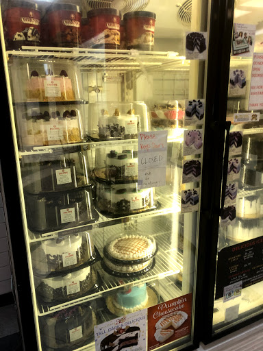 Ice Cream Shop «Cold Stone Creamery», reviews and photos, 14370 Culver Dr #1, Irvine, CA 92604, USA