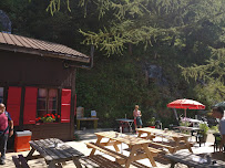 Atmosphère du Café La Buvette du Chapeau à Chamonix-Mont-Blanc - n°11