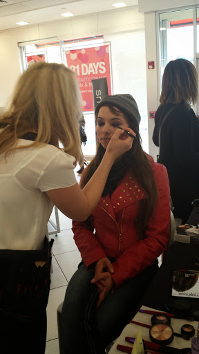 Hair Salon «Ulta Beauty», reviews and photos, 839 NW 12th St, Gresham, OR 97030, USA