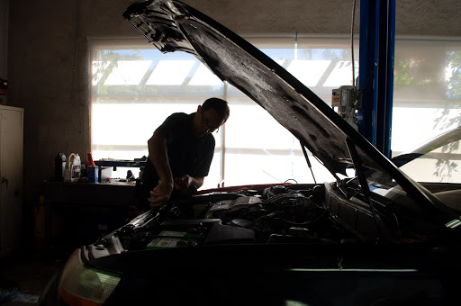 Auto Repair Shop «Portola Valley Garage», reviews and photos, 4170 Alpine Rd, Portola Valley, CA 94028, USA